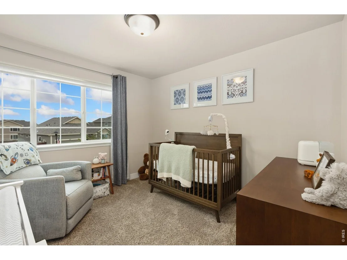 Photo of 2286 Golden Way