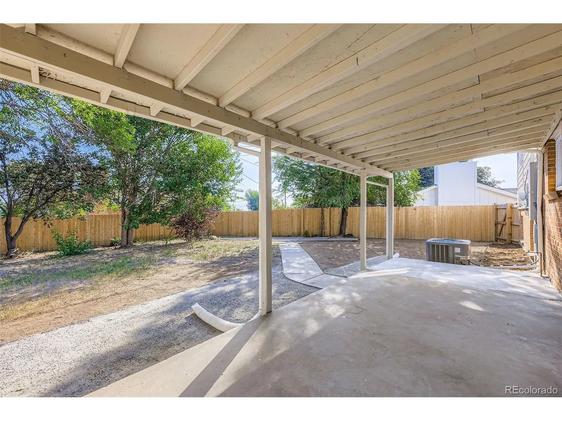 Photo of 9917 Clark Dr