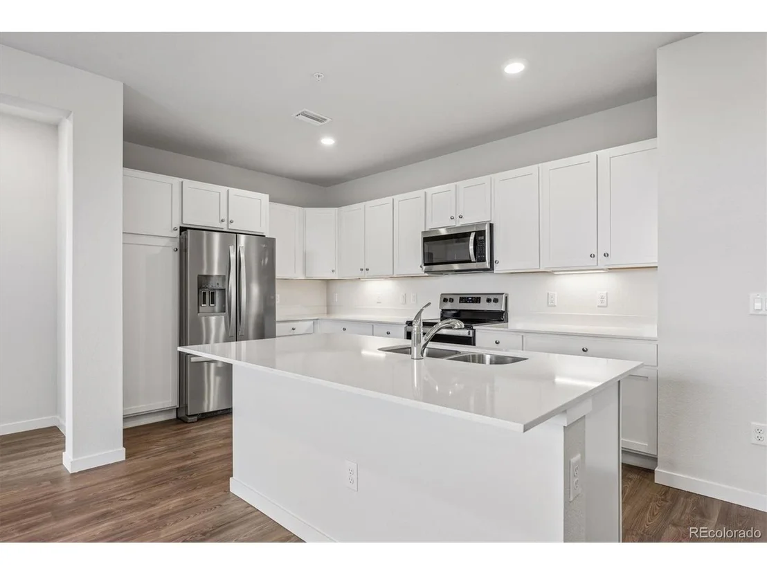 Photo of Unit 2203 at 485 Interlocken Blvd