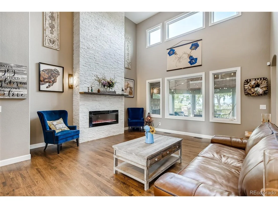 Photo of 3766 Vale View Ln