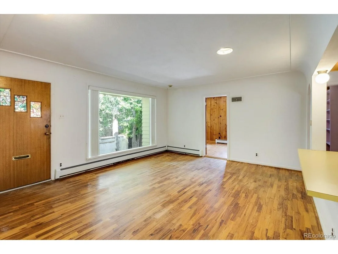 Photo of 825 North St