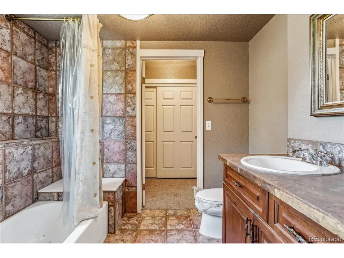 Photo of 9983 Heather Dr