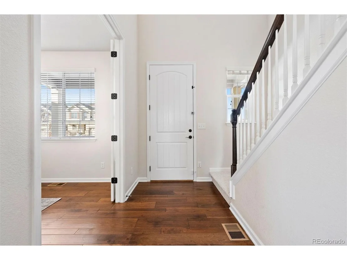 Photo of 352 Taurus Dr