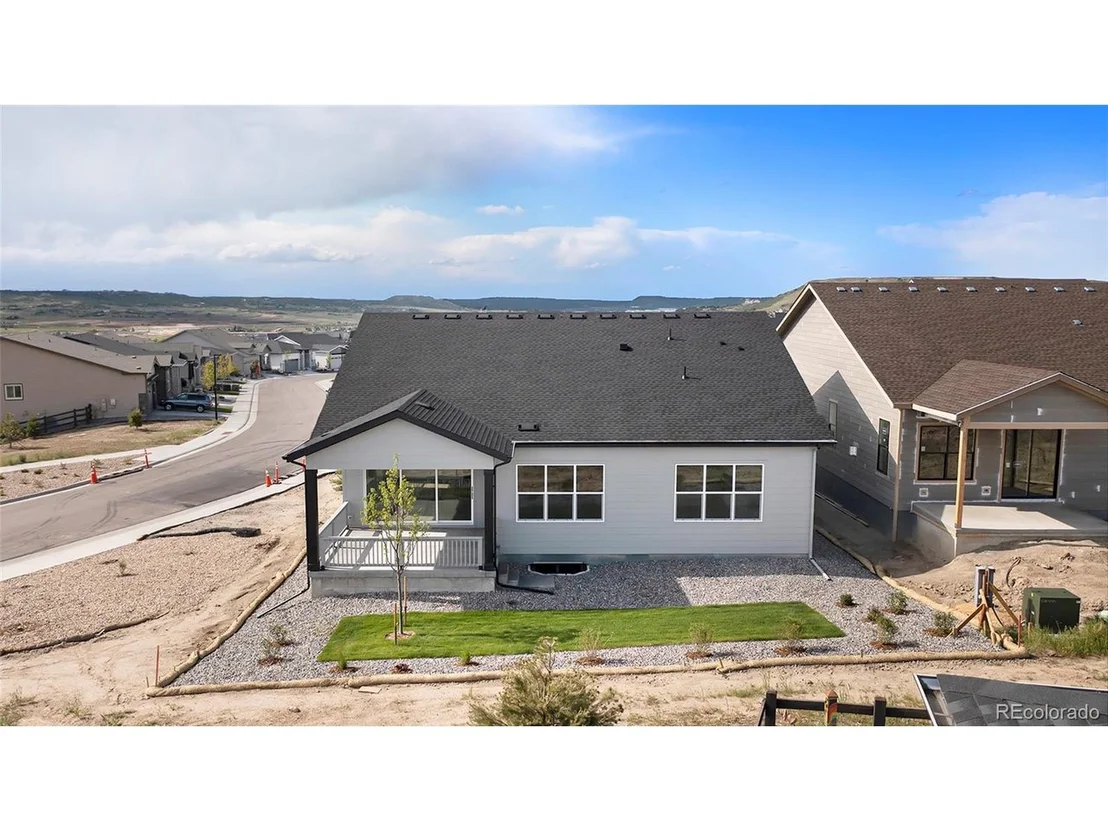 Photo of 671 Scrubjay Cir
