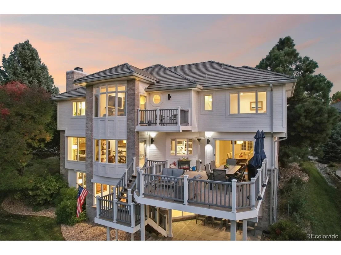 Photo of 8521 Colonial Dr