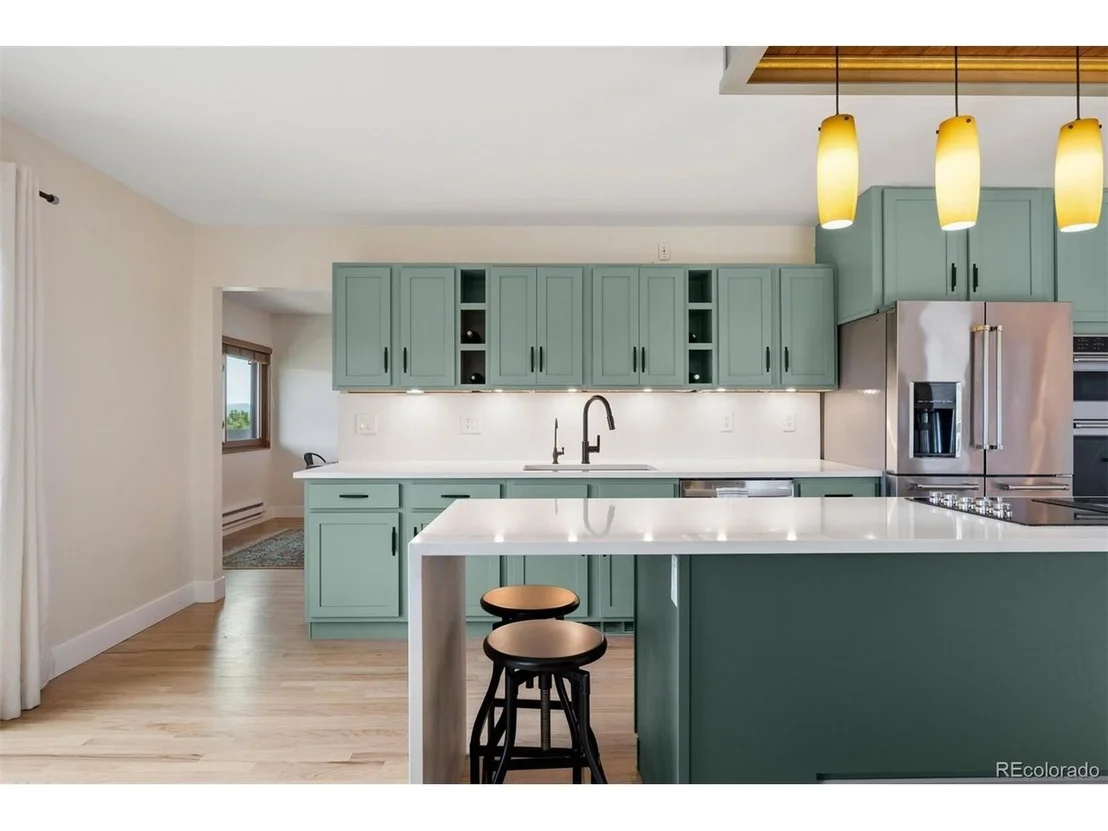 Photo of 27383 Mildred Ln