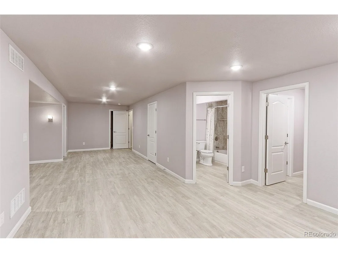 Photo of 2347 E 126th Loop