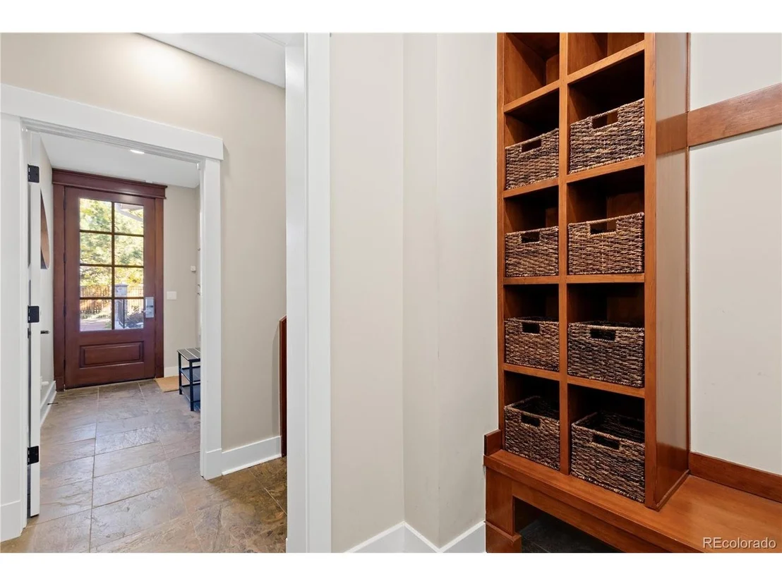 Photo of 800 Grant Pl
