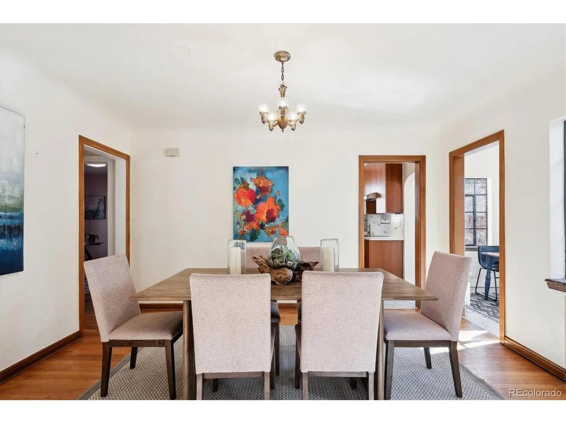 Photo of 2222 Locust St