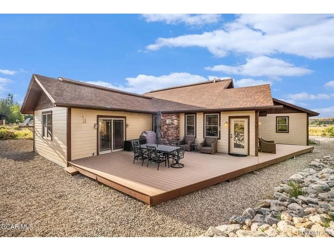 Photo of 809 Saddle Ridge Cir