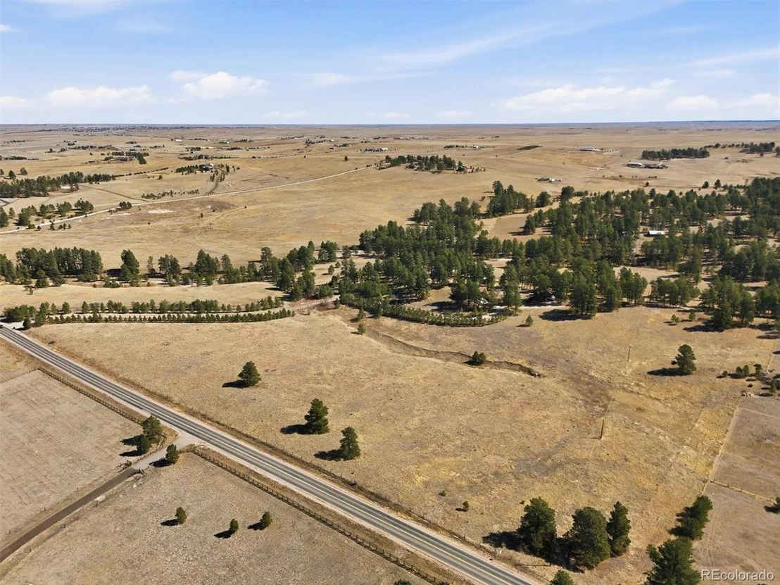 Photo of 39080 County Road 21