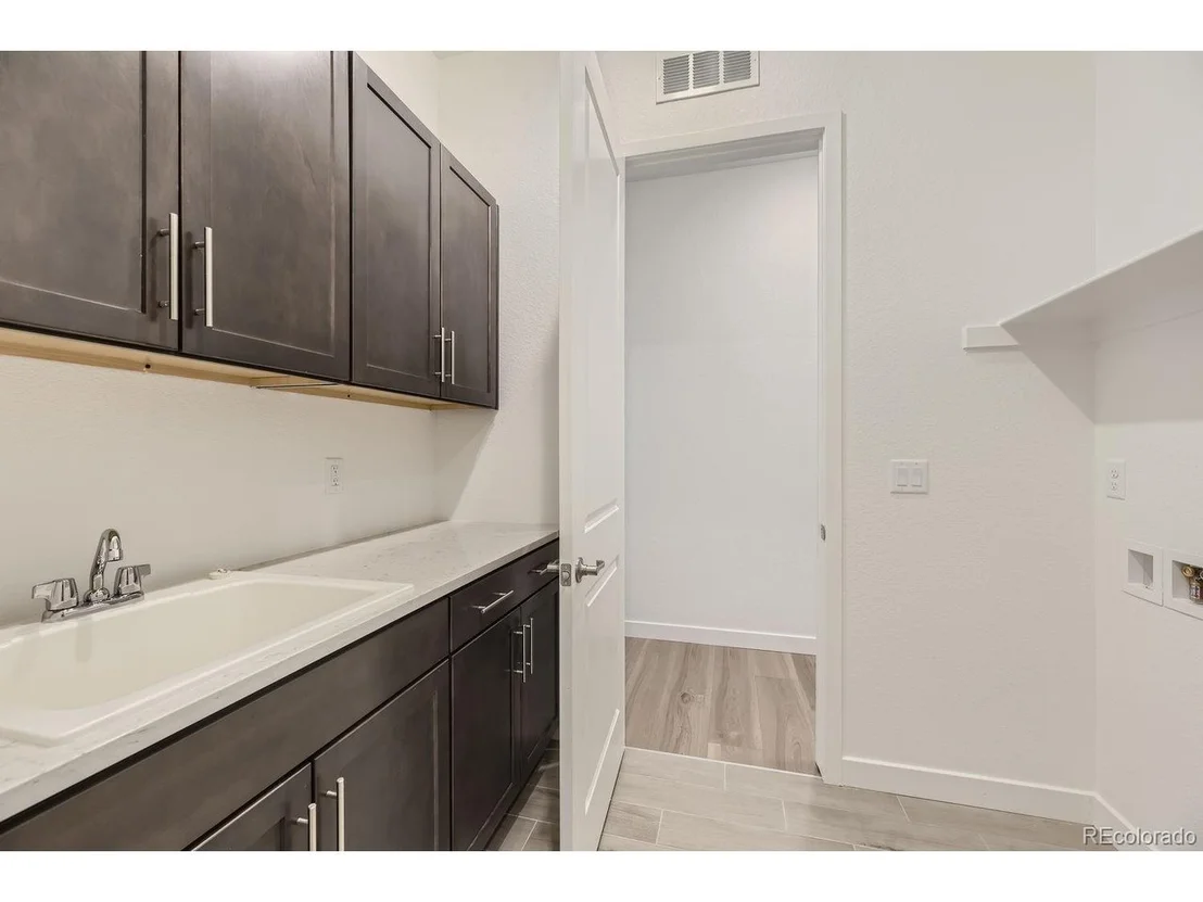 Photo of 3832 Treadway Pt