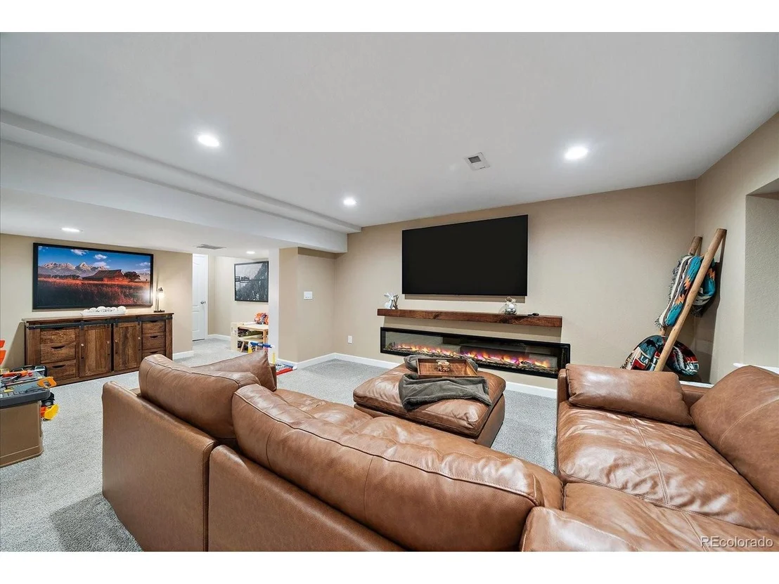 Photo of 10975 Wheeling St