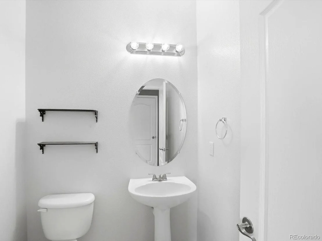 Photo of 10059 Dillon Cir