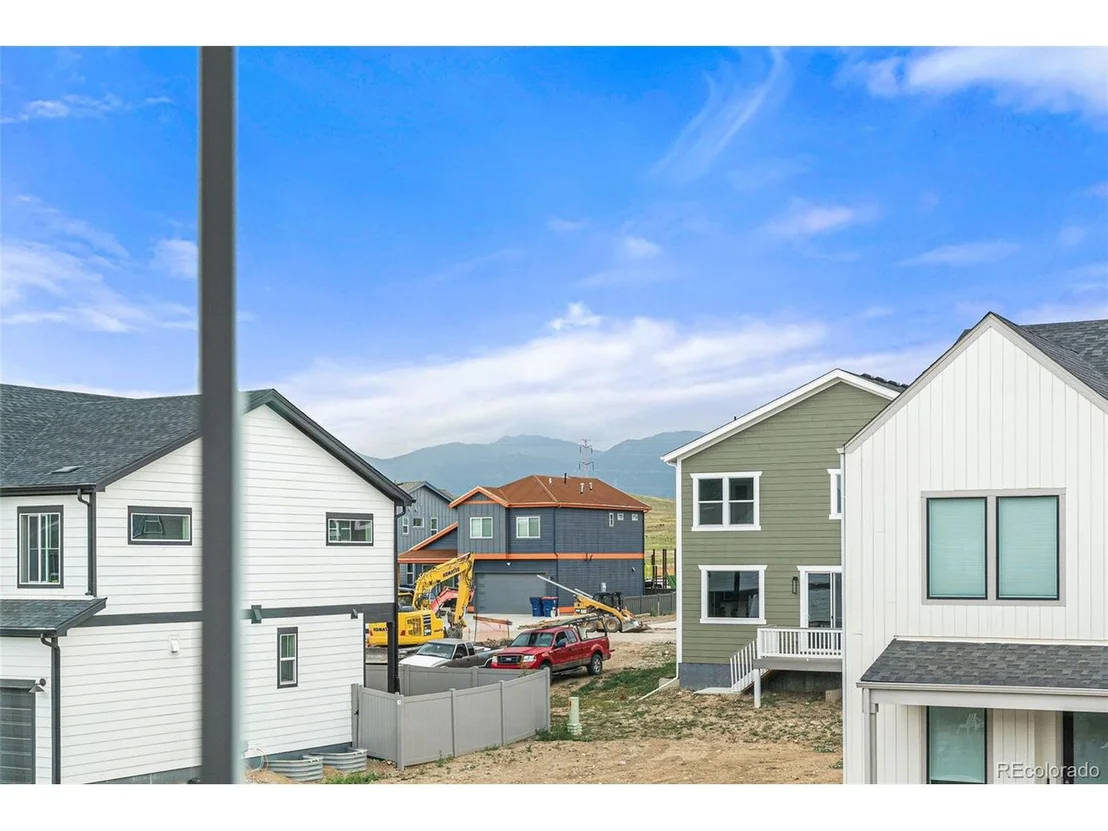 Photo of 356 Fox Ln