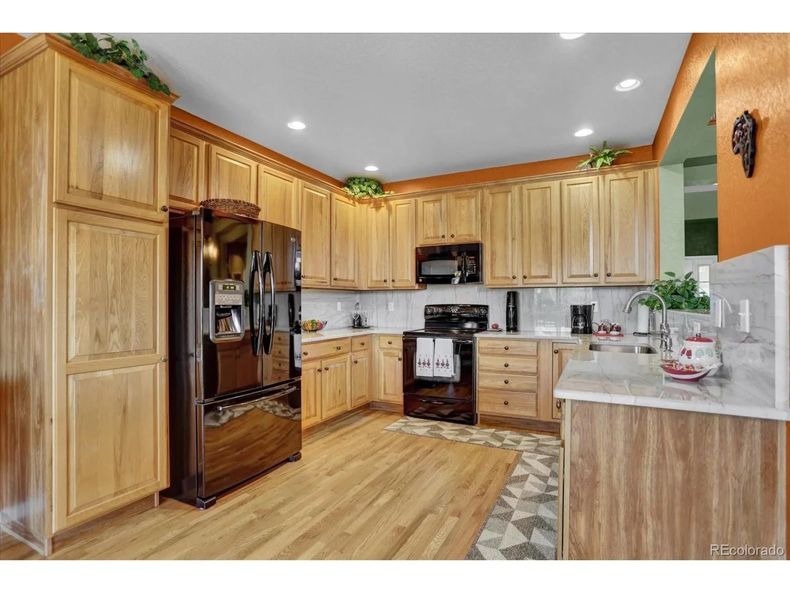 Photo of 8419 Devinney Ct