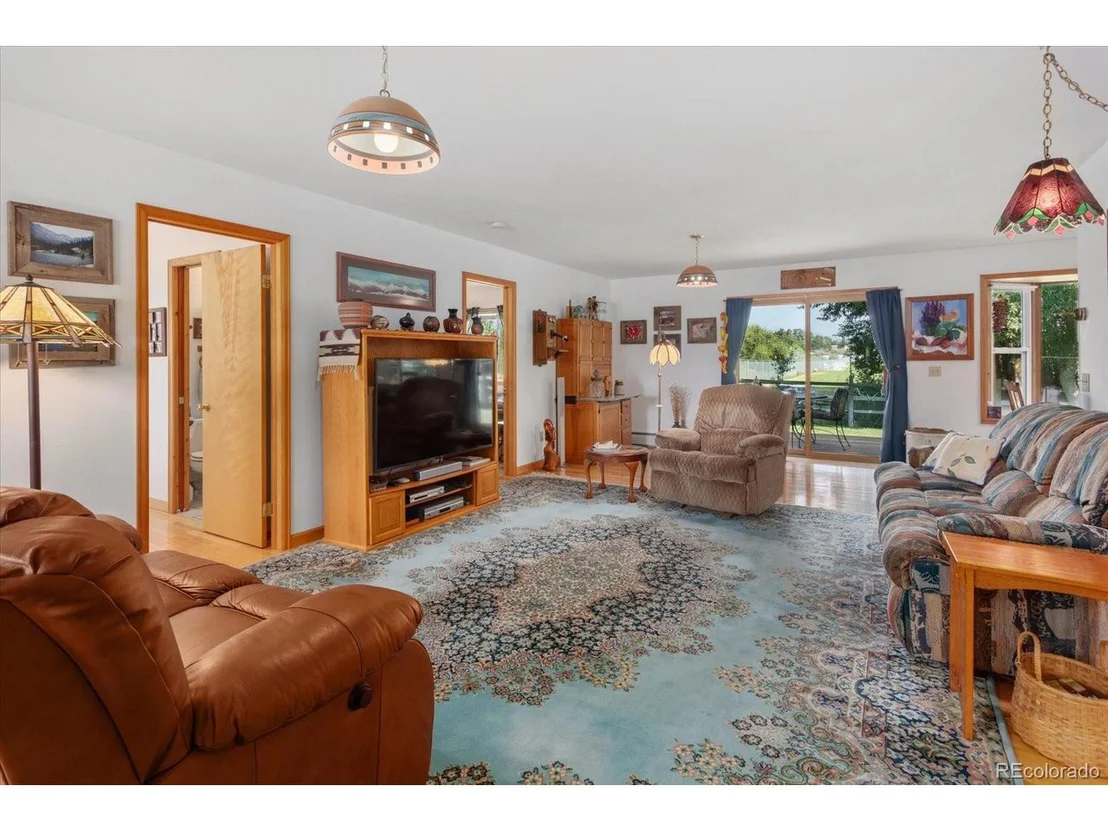 Photo of 1326 Angelview Cir