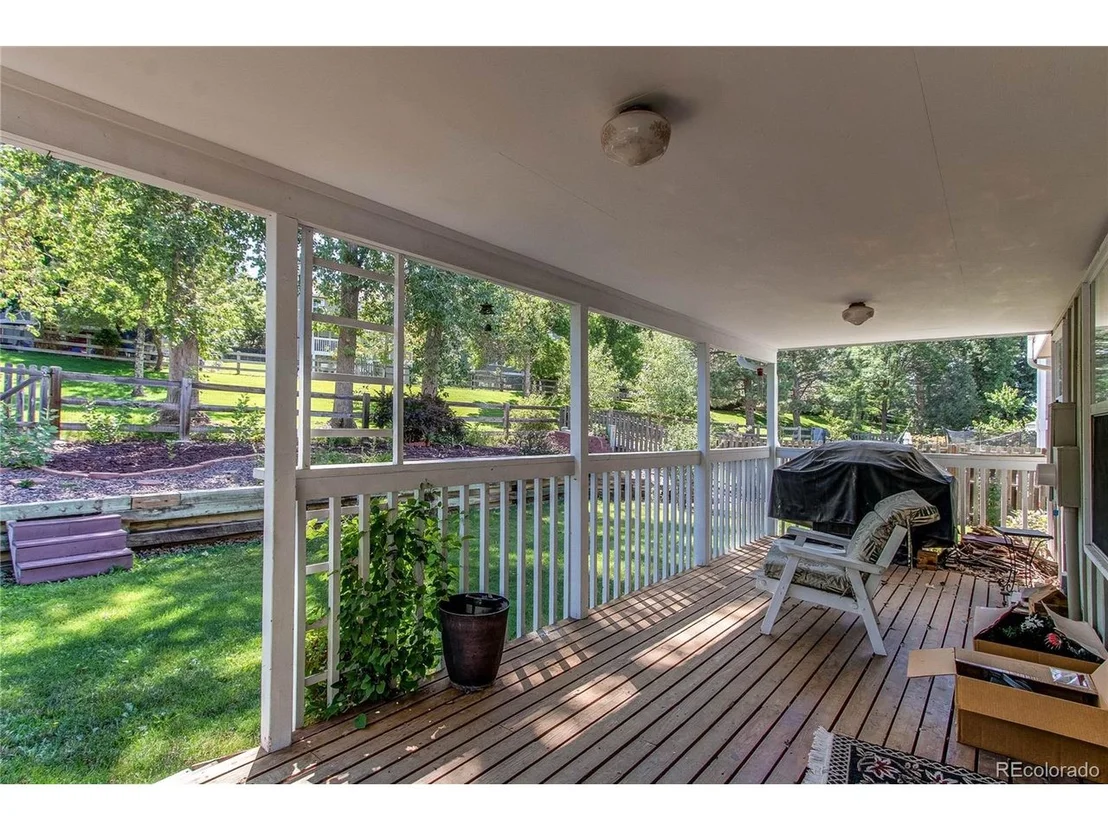 Photo of 9948 King St