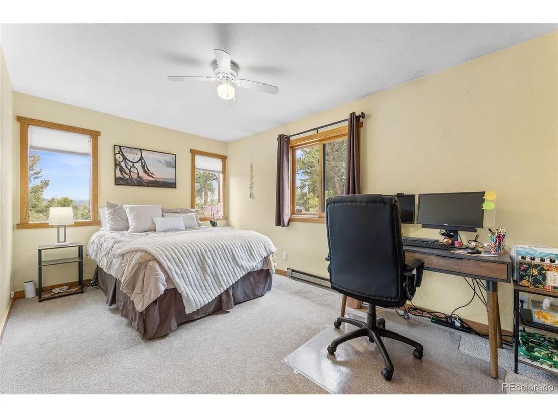 Photo of 25167 Red Cloud Dr