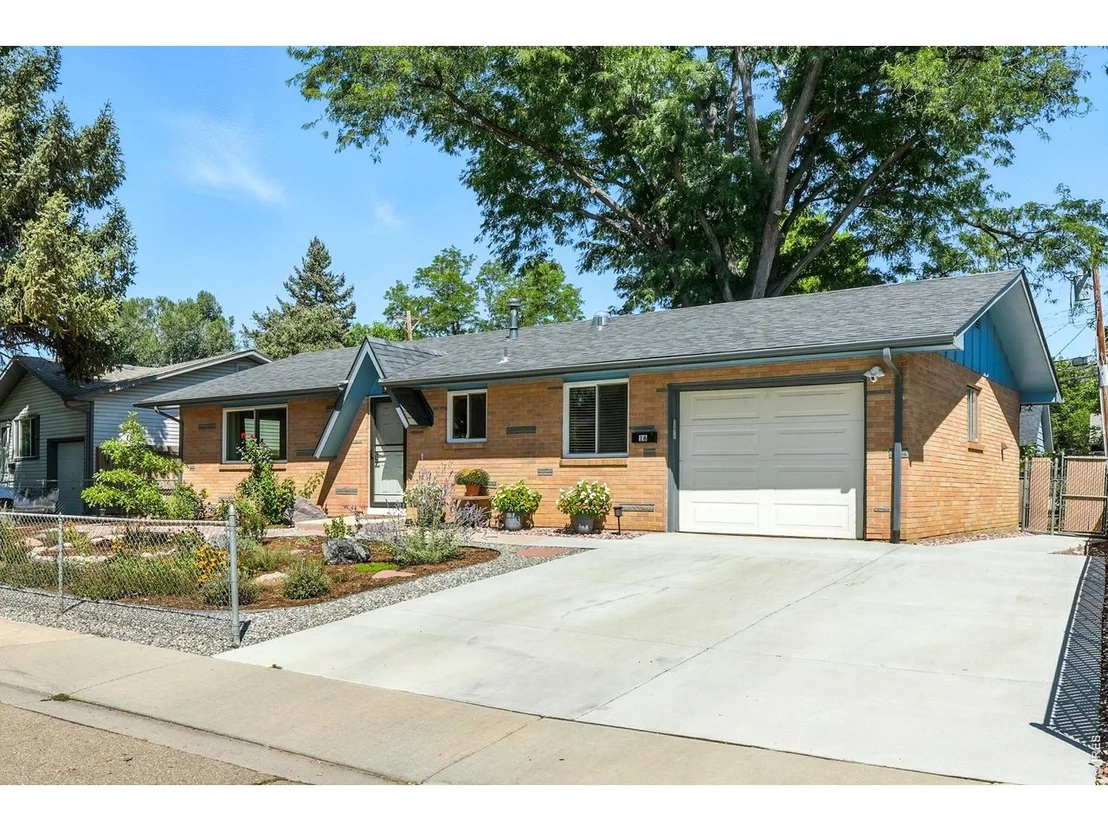 Photo of 16 Merideth Ln