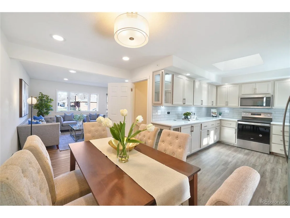 Photo of 6499 Iris Way