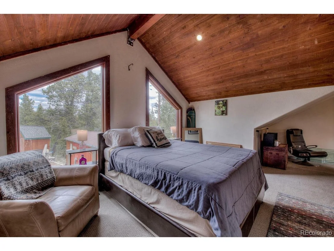 Photo of 888 Beaver Ridge Rd