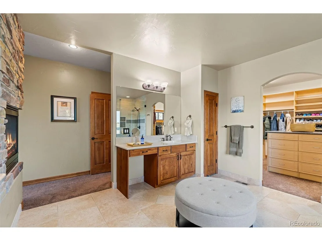Photo of 47375 Conifer Cir