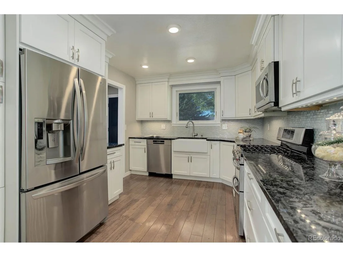Photo of 8878 E Easter Ave