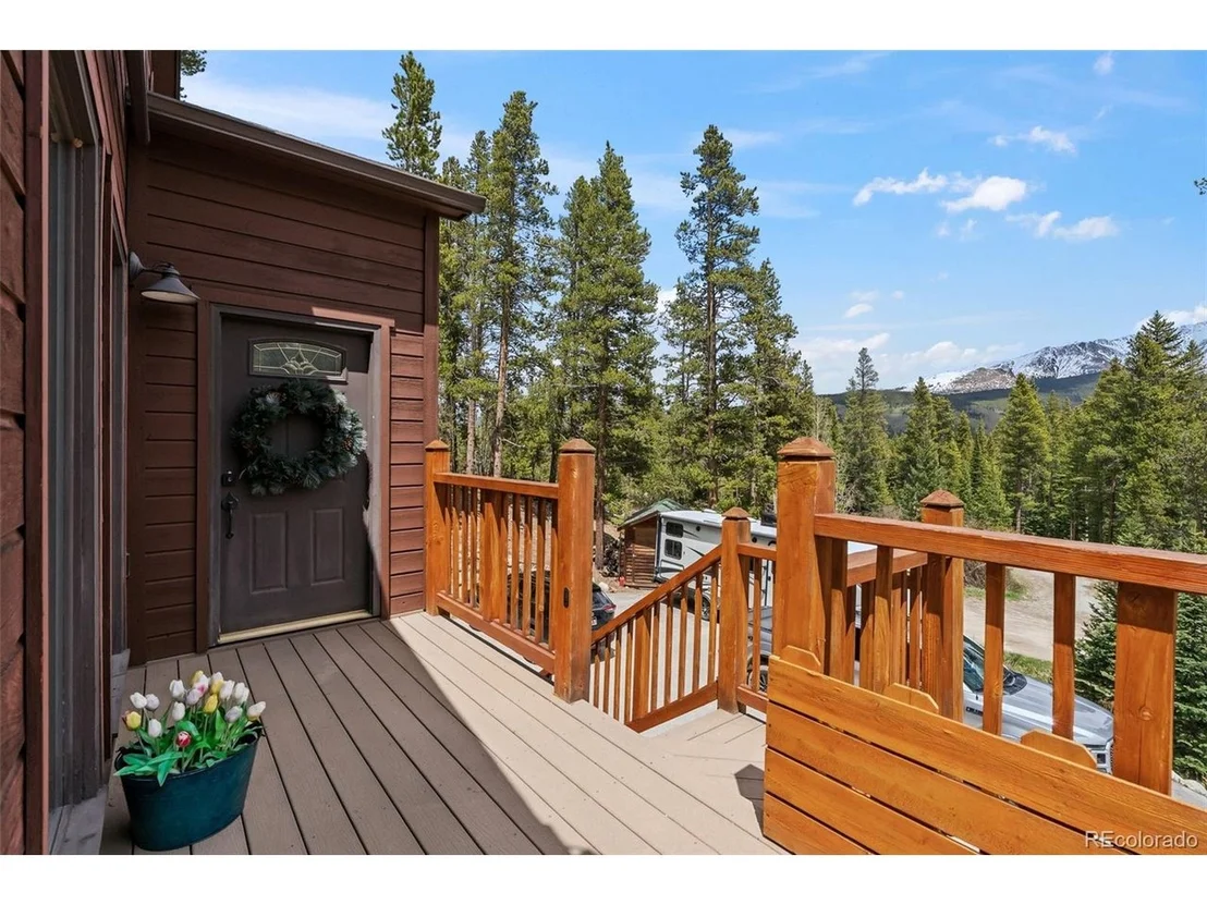 Photo of 54 Lakeview Dr