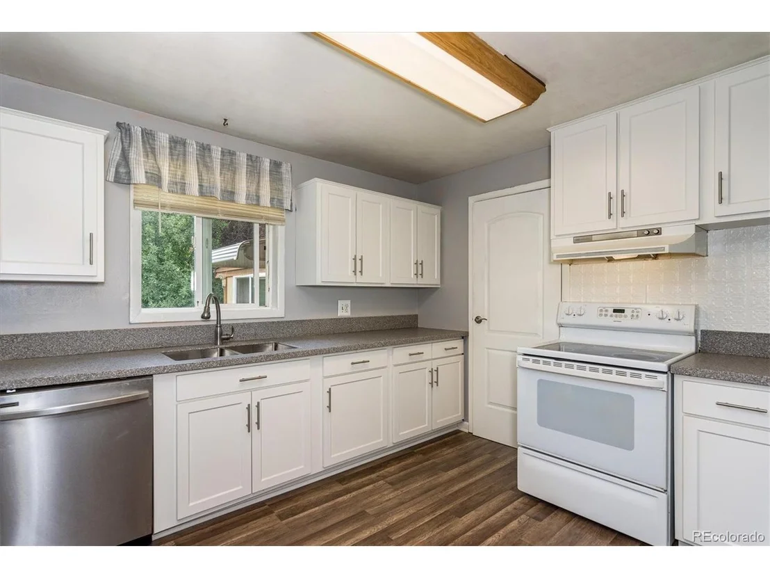 Photo of 255 Beryl Way