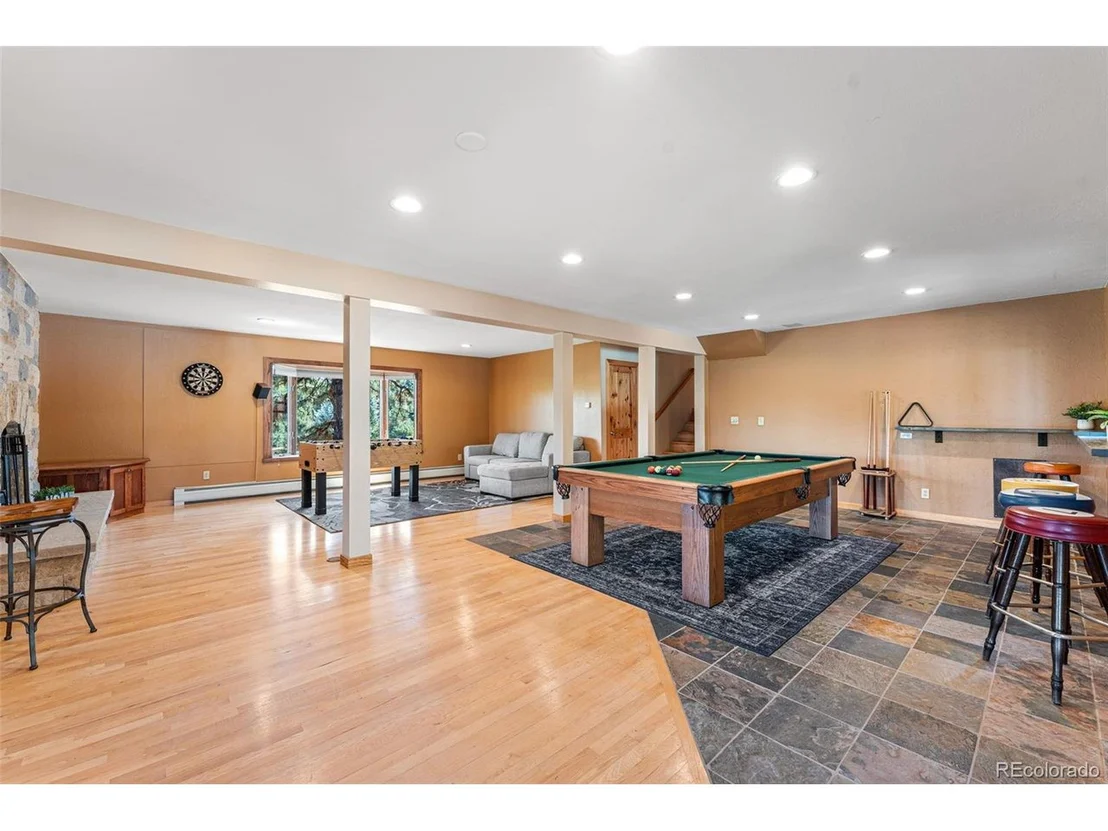 Photo of 15685 Cedarbrook Dr