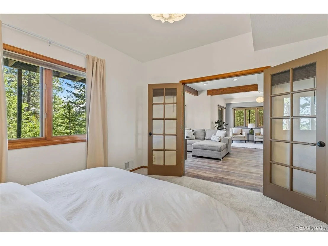 Photo of 6159 S Skyline Dr