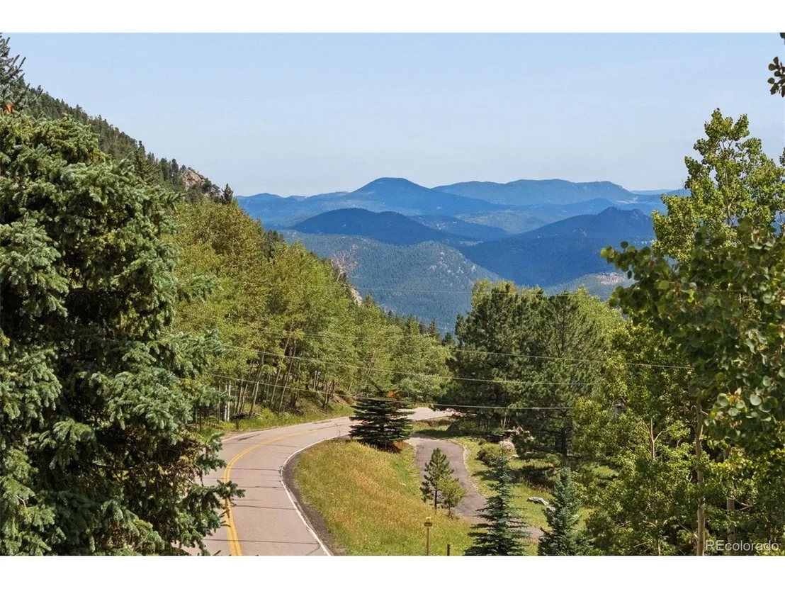 Photo of 4388 Witter Gulch Rd