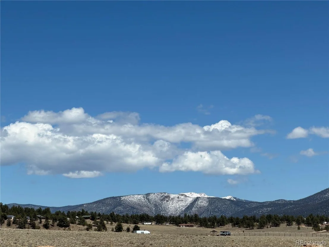 Photo of 205 Cheyenne Trl