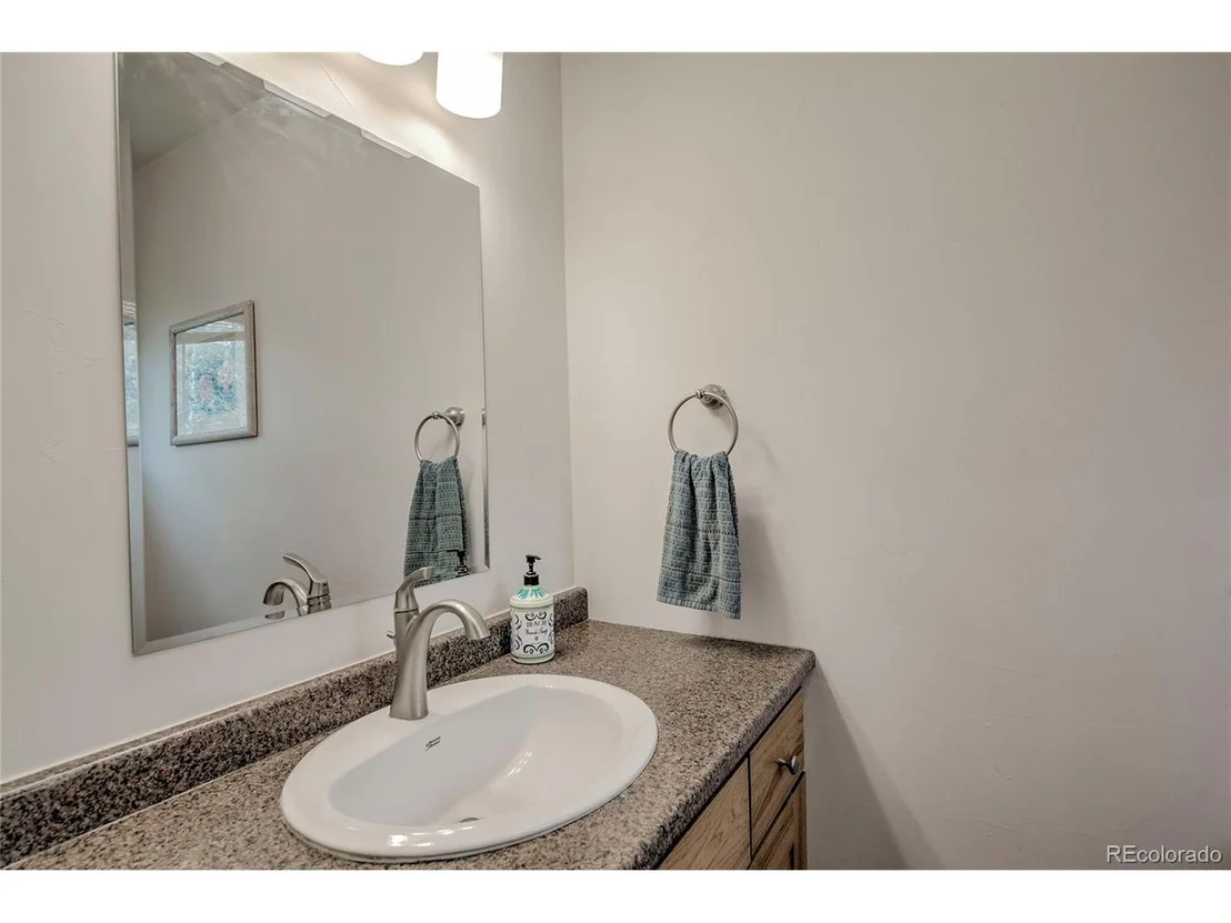 Photo of 196 Vail Cir