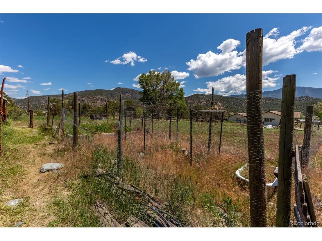 Photo of 689 County Road 4