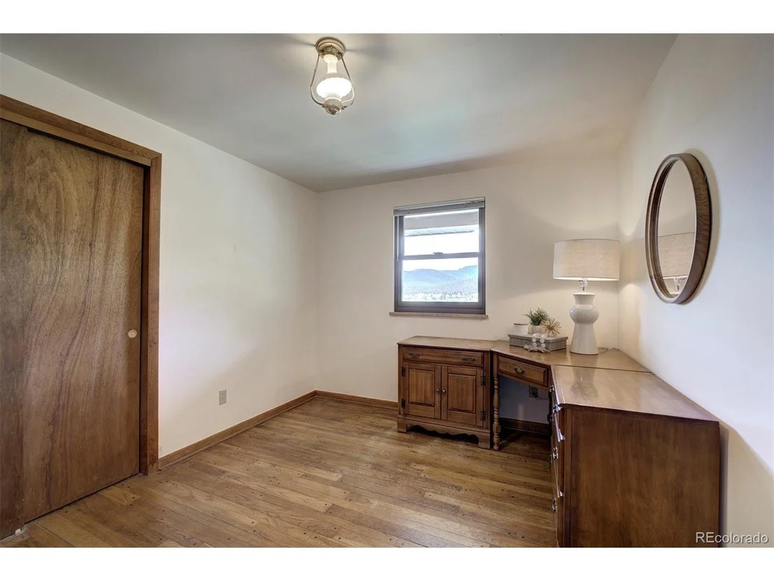 Photo of 25382 Mosier Cir