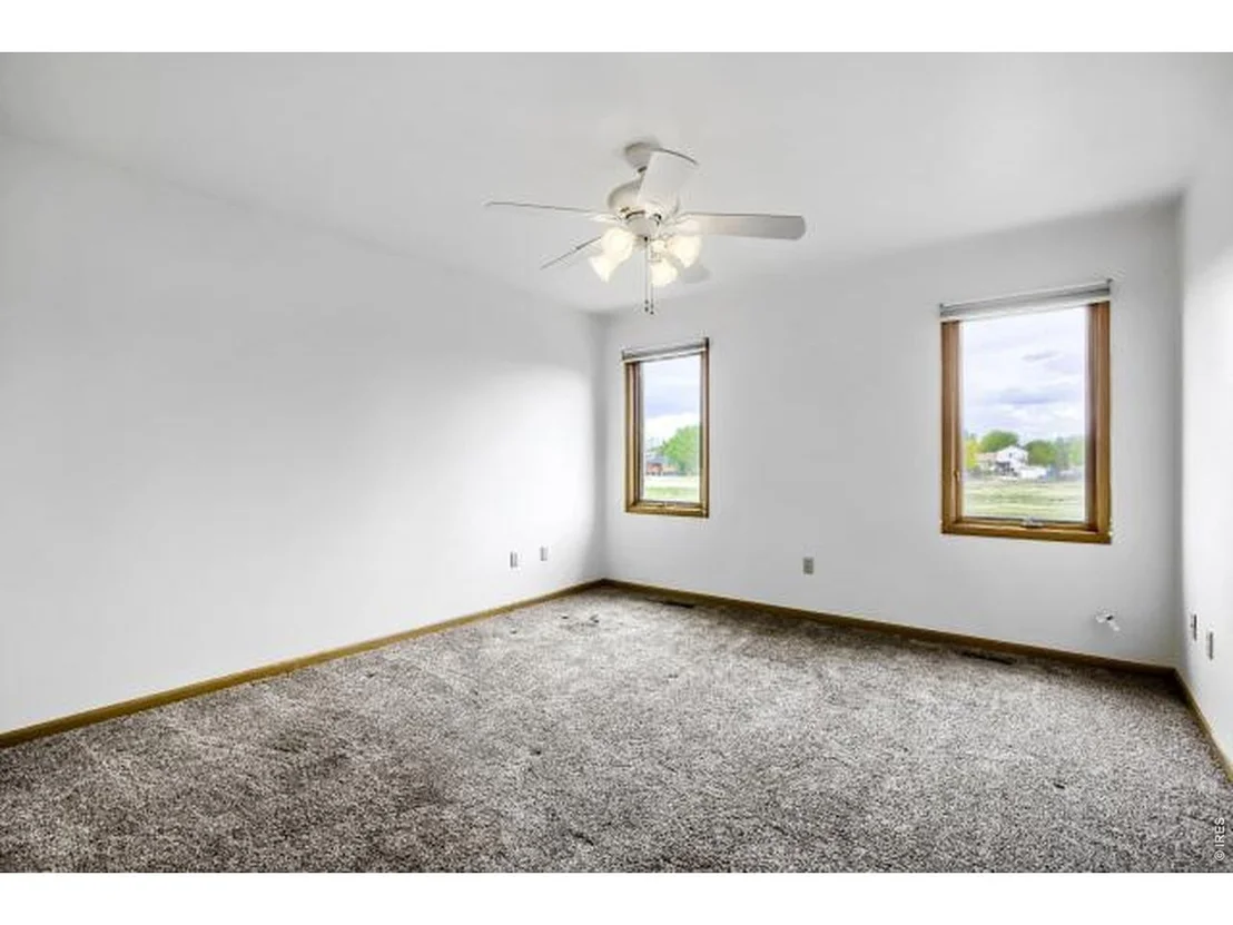 Photo of 557 Trailwood Cir