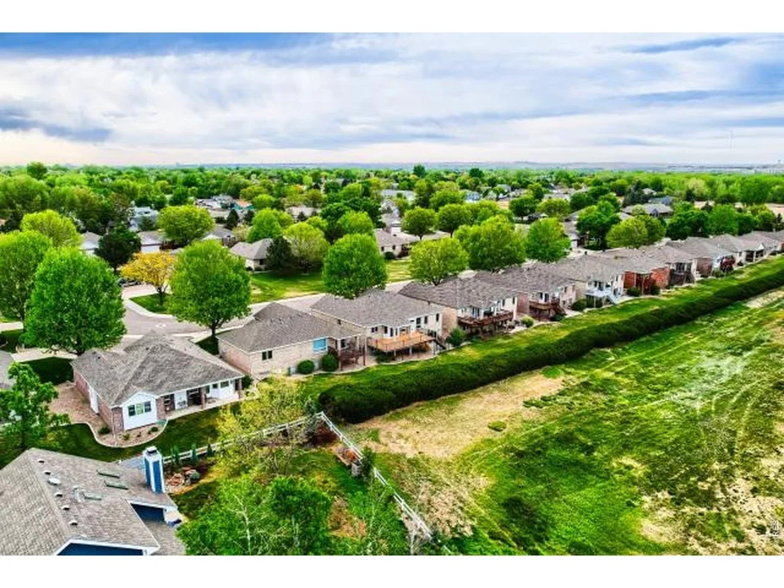 Photo of 557 Trailwood Cir