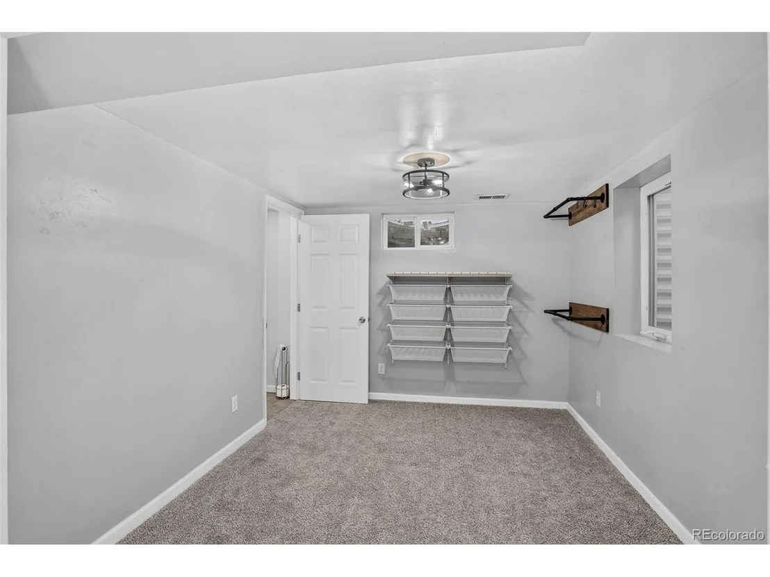 Photo of 111 Main St