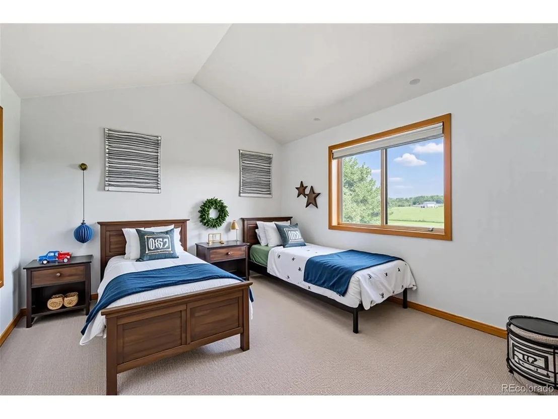Photo of 497 Grey Squirrel Way