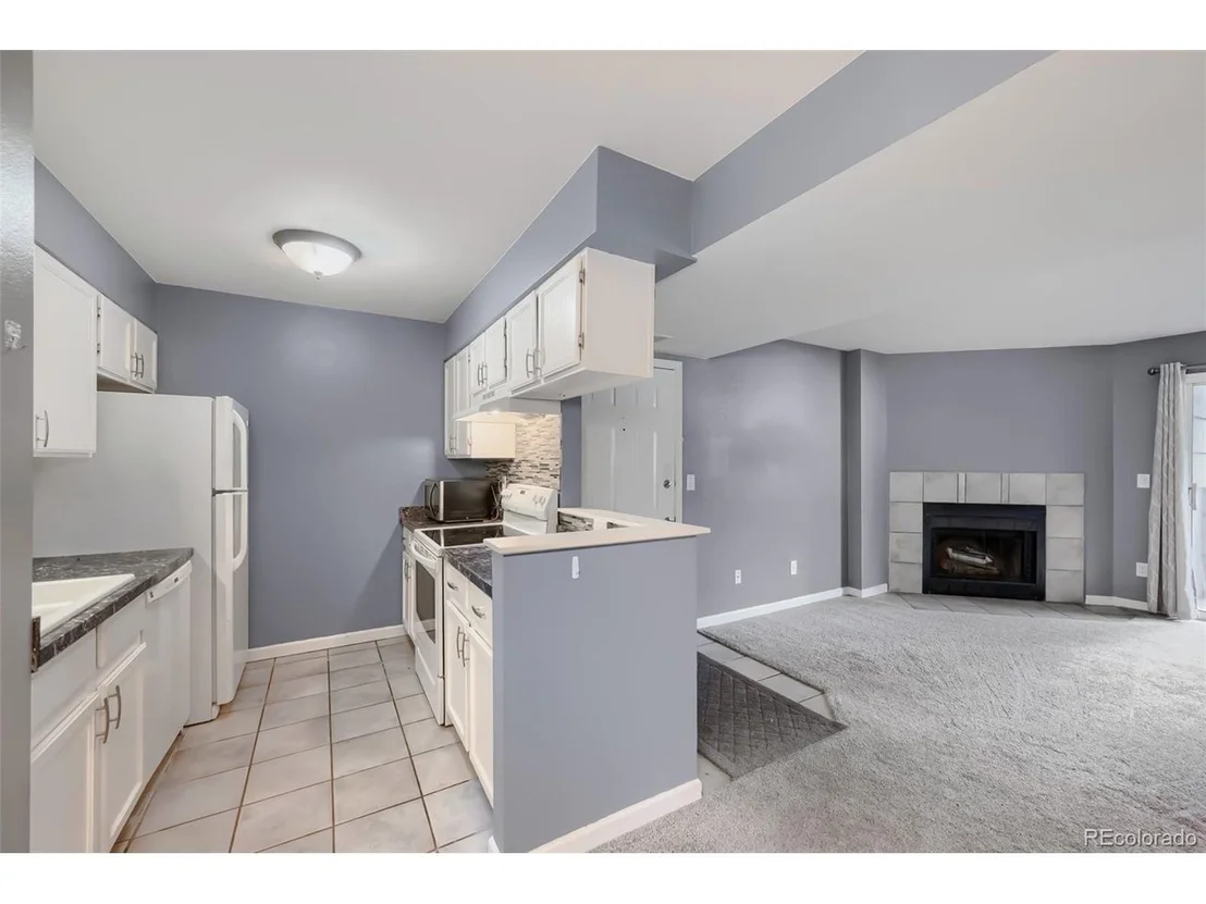 Photo of Unit 7 at 4656 White Rock Cir