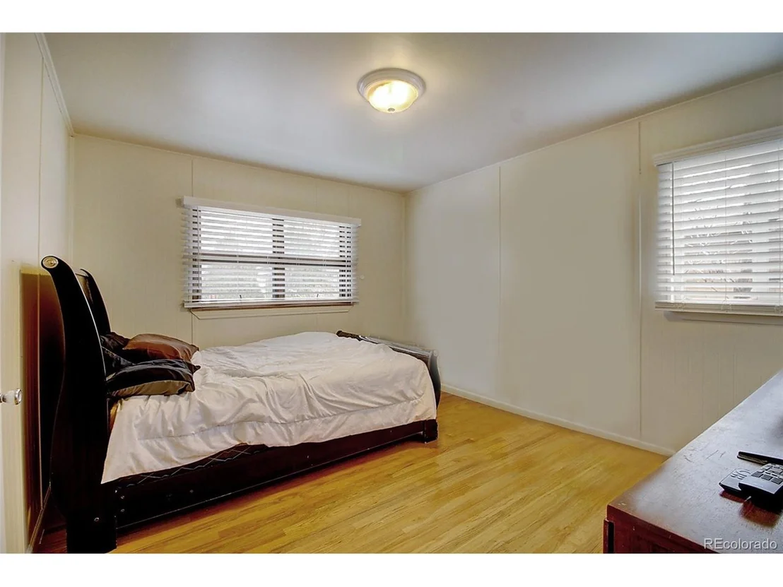 Photo of 3900 W Floyd Ave