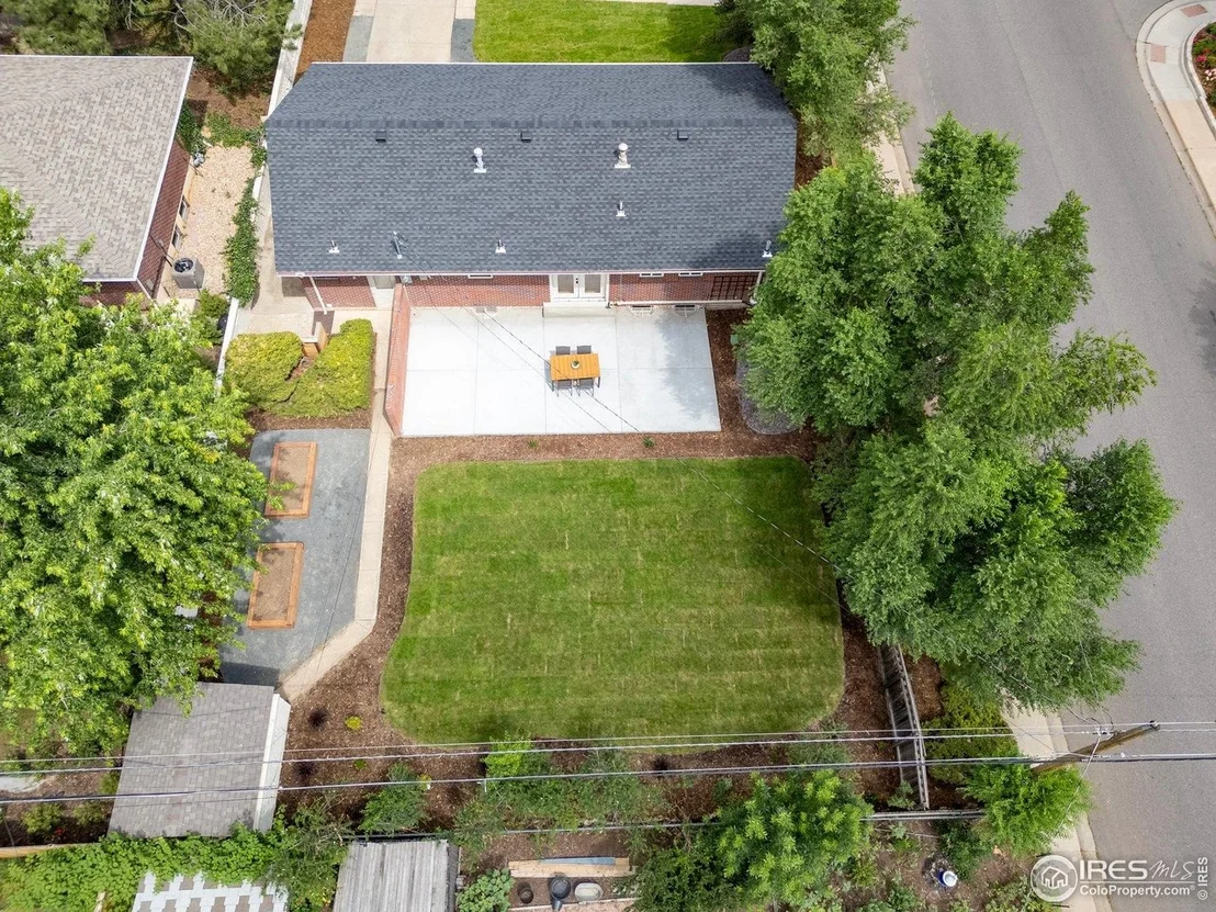 Photo of 1100 Berea Dr