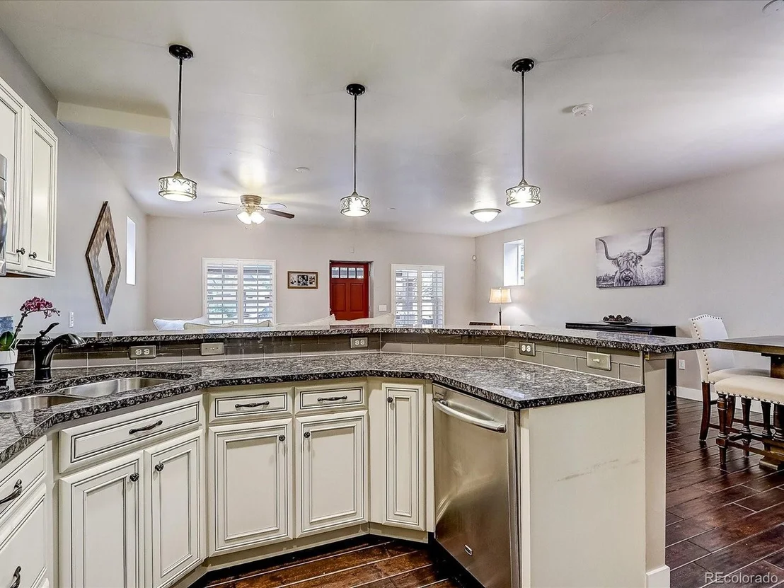 Photo of 3440 W 33rd Ave
