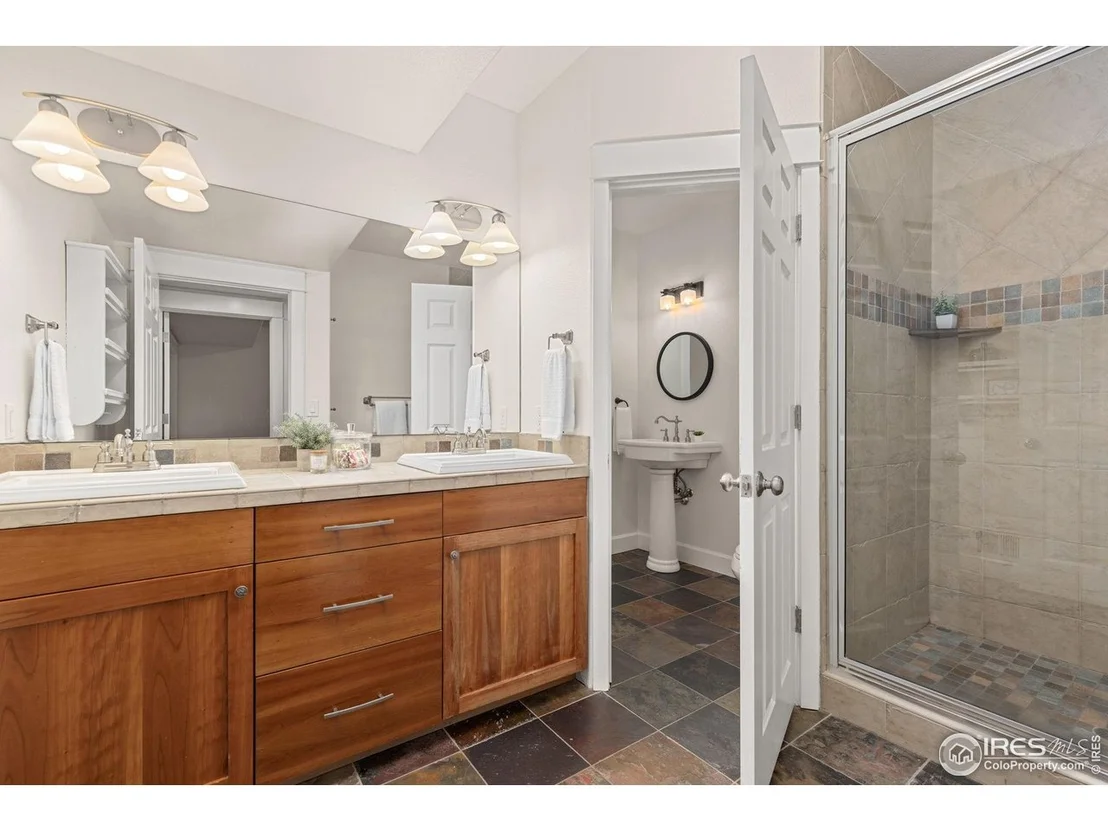 Photo of 1509 Poplar Ave