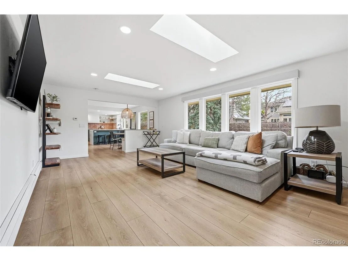 Photo of 4422 Pali Way