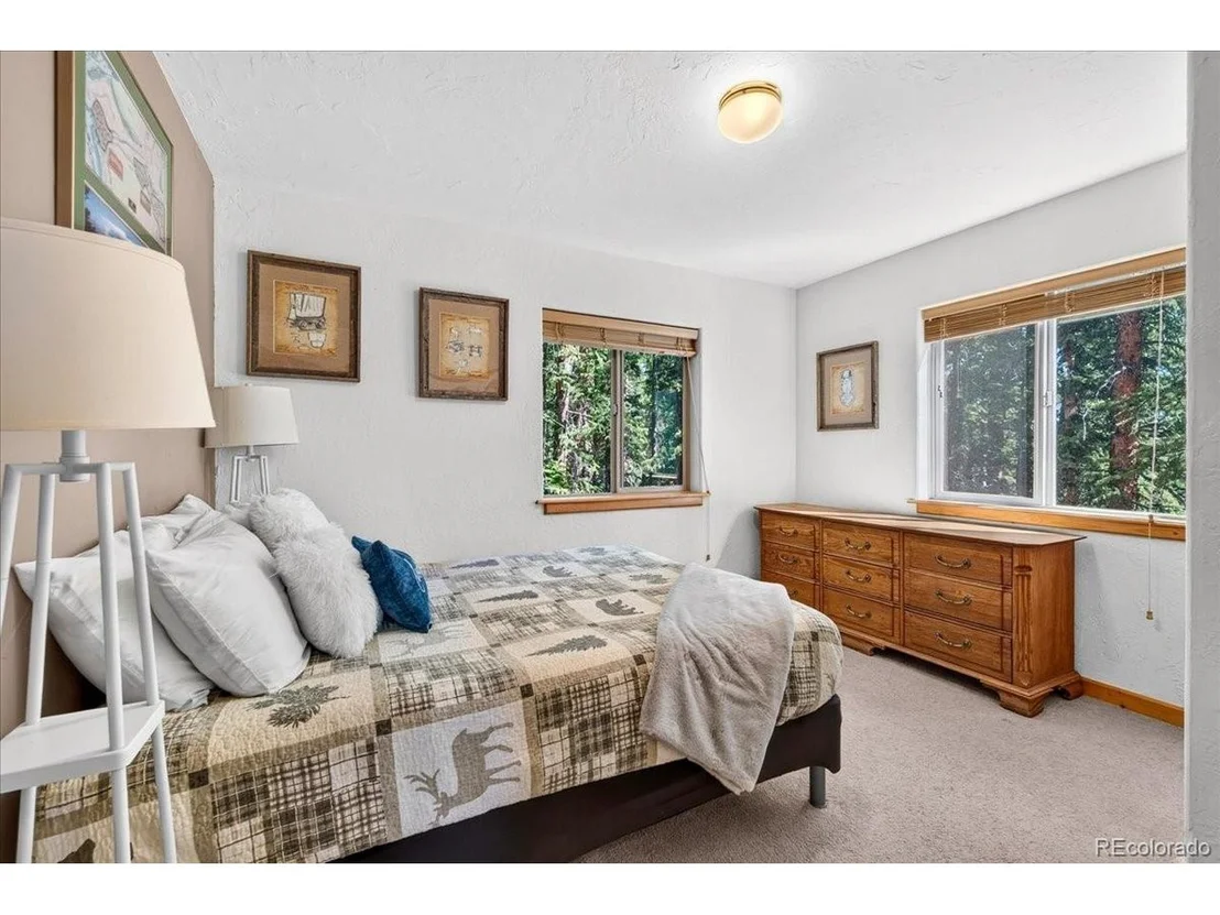 Photo of 255 Bum Dr