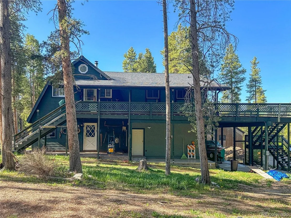 Photo of 2128 N Lodgepole Cir