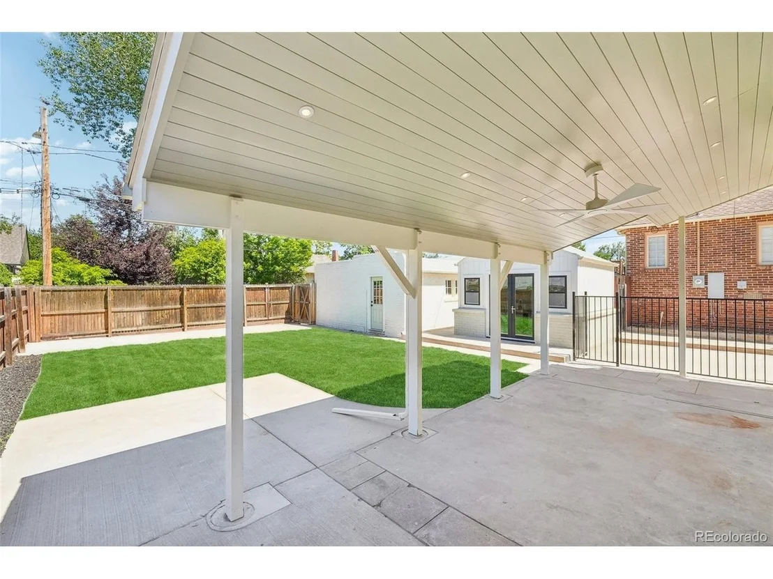 Photo of 4214 King St